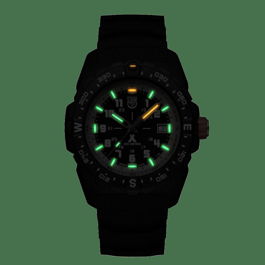 Watches Luminox | Bear Grylls Mountain